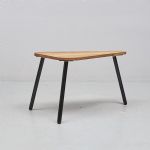 1334 2191 LAMP TABLE